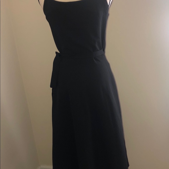 Anette black wrap A line dress - Picture 4 of 10